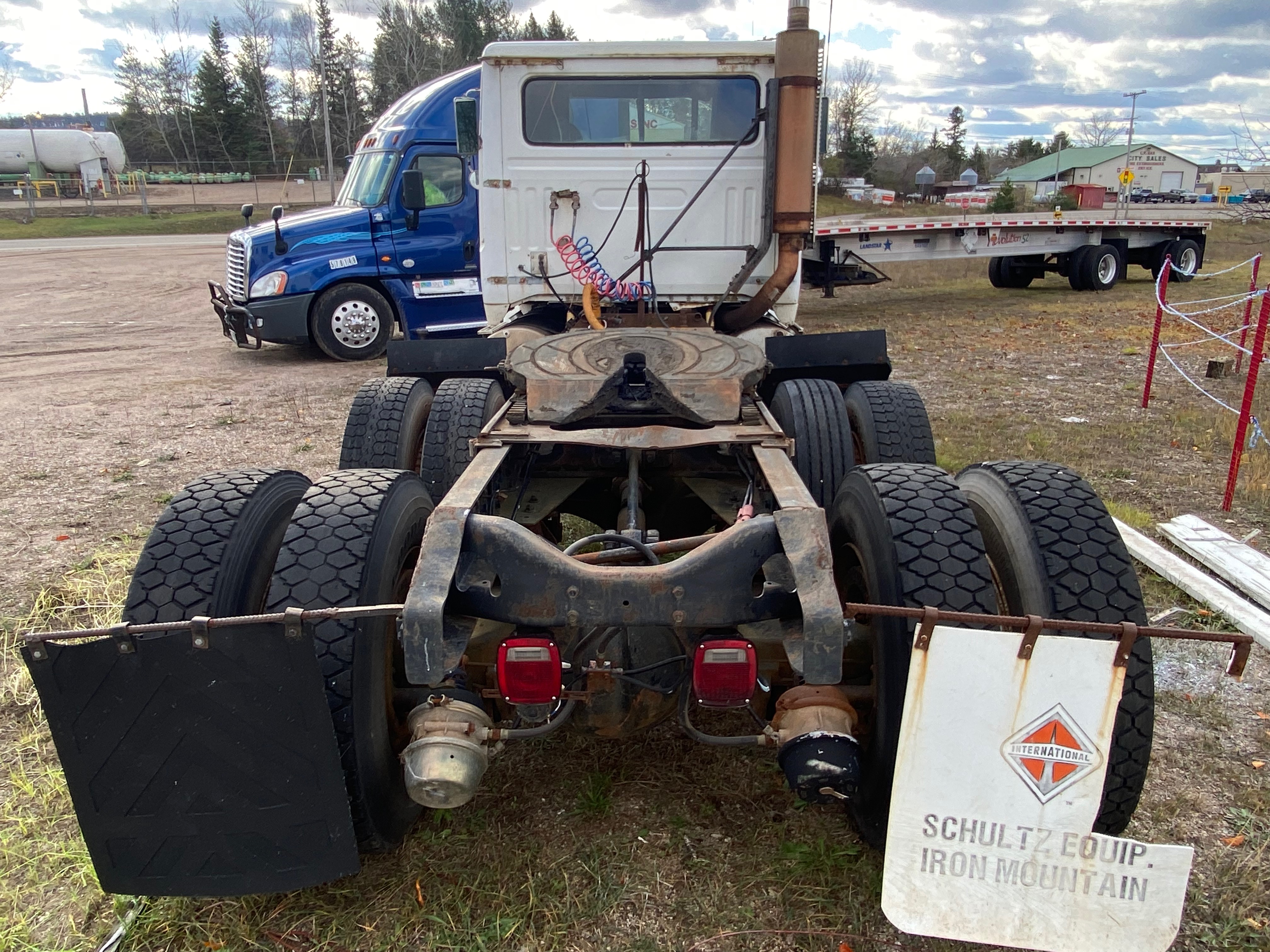 1986 WHITE Sleeper - Image 3